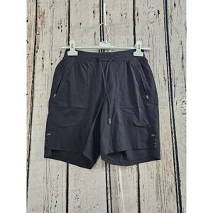 Lululemon Lab LTT Shorts Mens Small Black Solid Reflective Zipper Pockets